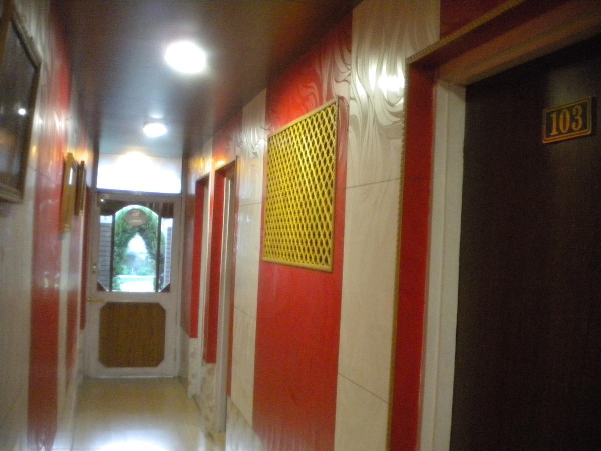 Blooming Dale Hotel Σριναγκάρ Εξωτερικό φωτογραφία