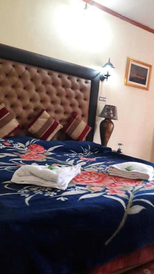 Blooming Dale Hotel Σριναγκάρ Εξωτερικό φωτογραφία